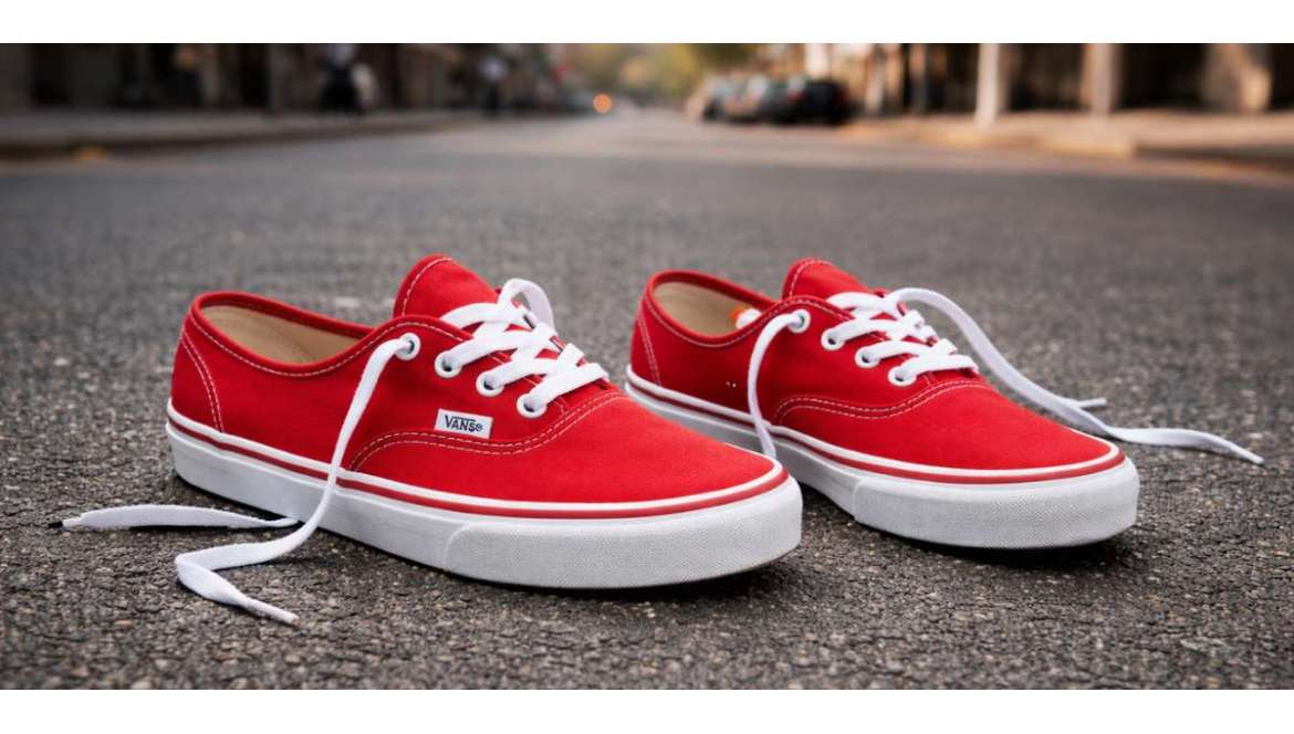 Pourquoi les Vans Authentic reviennent aujourd’hui ?